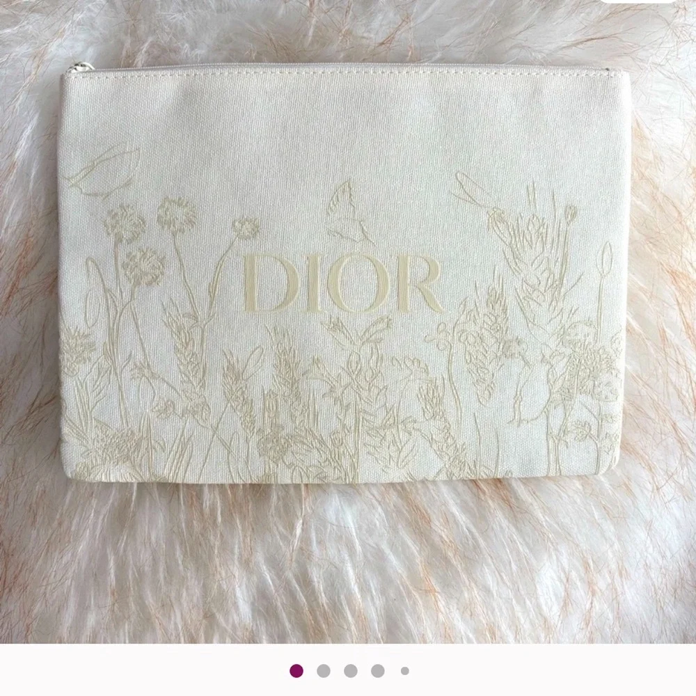 Dior beauty spring flower makeup pouch new. 11”x8”